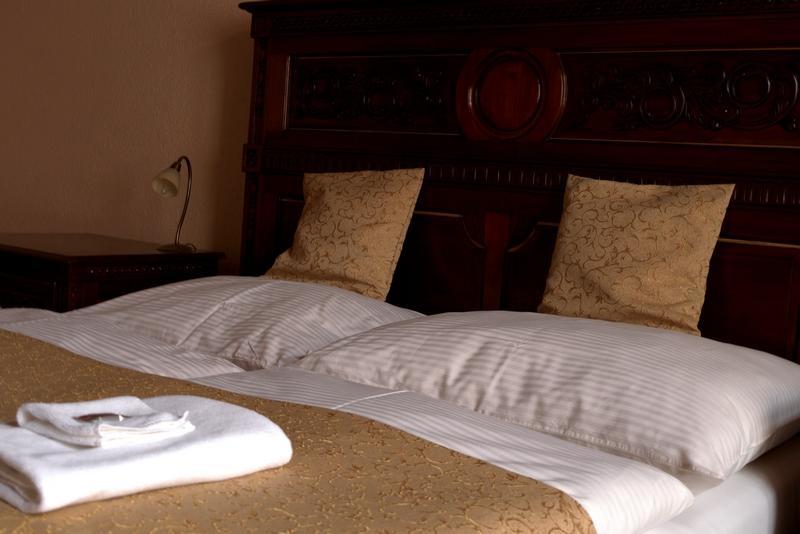 Hotel Na Kafkove Острава Екстериор снимка