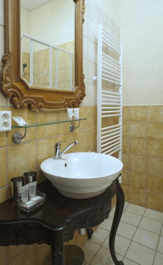 Hotel Na Kafkove Острава Екстериор снимка