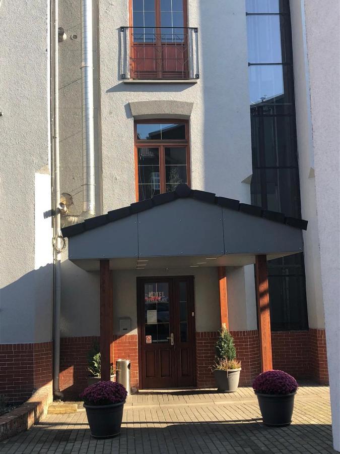 Hotel Na Kafkove Острава Екстериор снимка